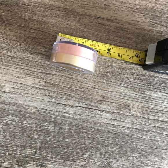 Amore Mio Cosmetics Shimmer Powder, Sh66, 2.5-Gram - Picture 4 of 4